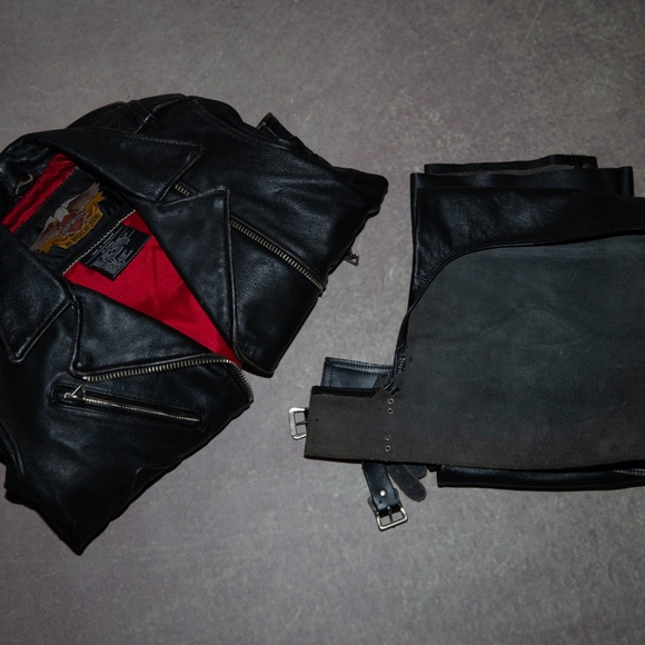 Vintage REAL Leather Motorcycle Jacket and Chaps - Picture 5 of 6